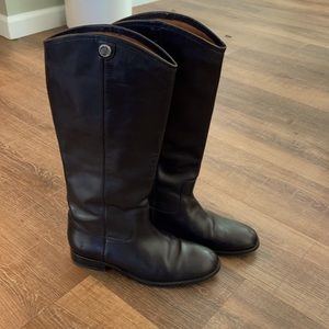 Frye Melissa Button leather boots size 8.5